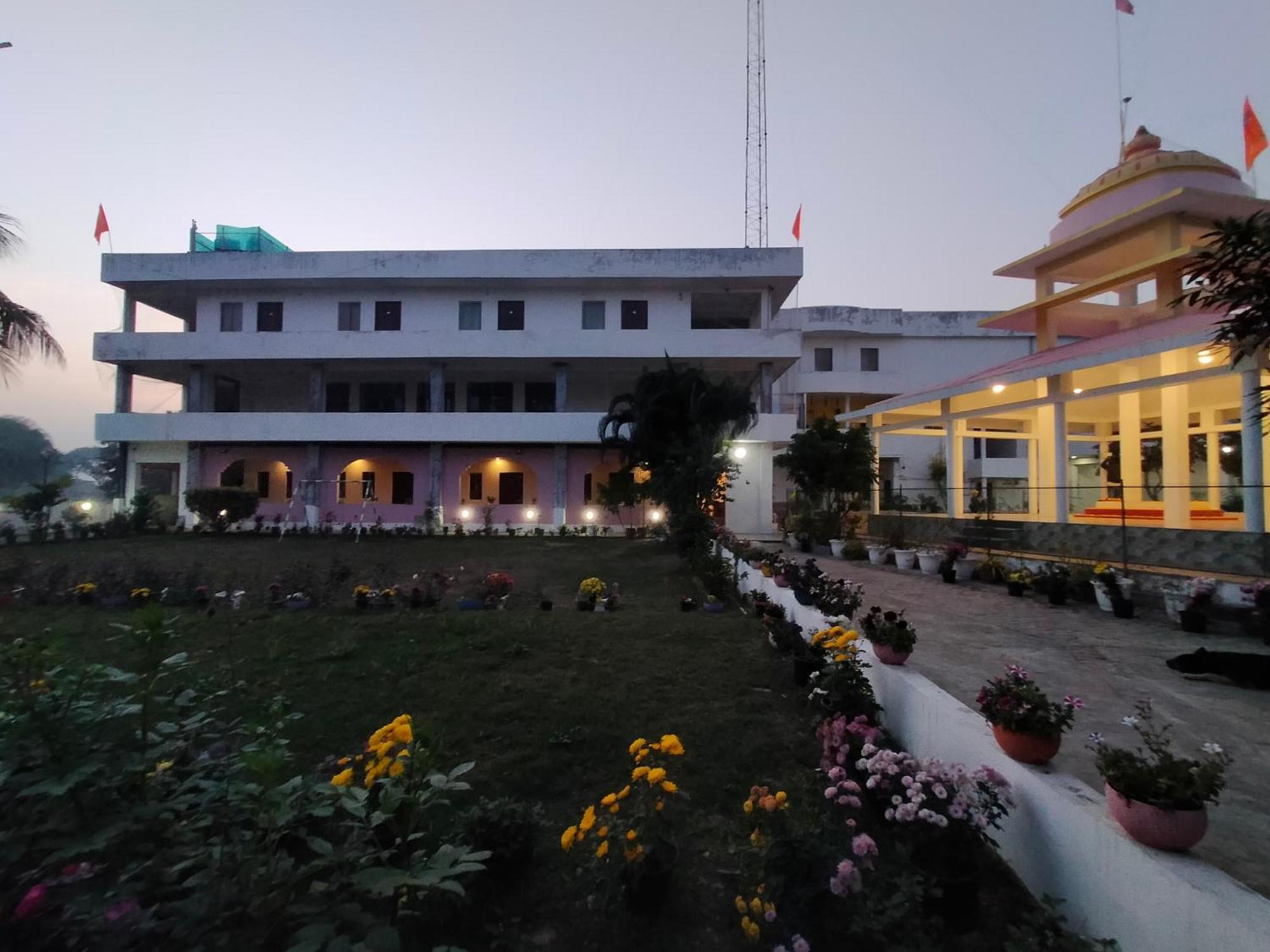 Vedic Villa Varanasi Exterior photo